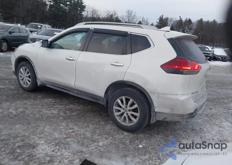 2017 Nissan Rogue Sv z USA, uszkodzony, nr VIN 5N1AT2MV6HC879720